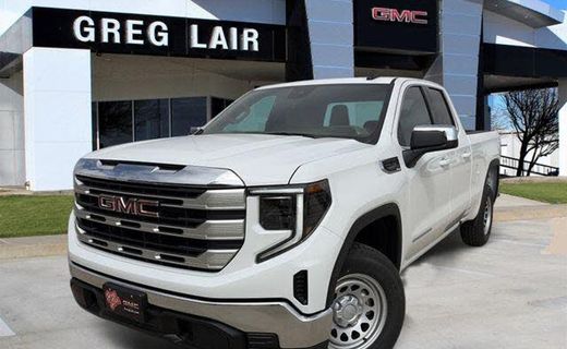 2026 GMC Sierra SLE
