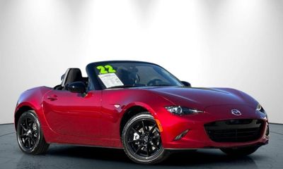 2022 Mazda MX-5 Sport