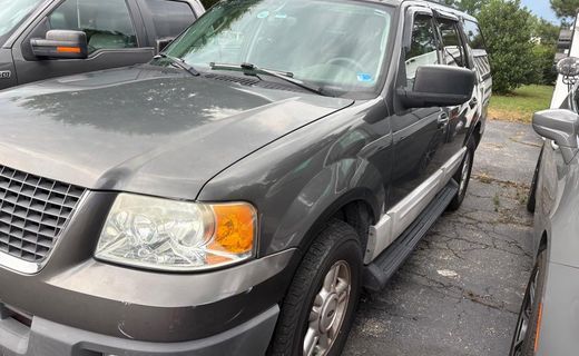 2004 Ford Expedition XLT