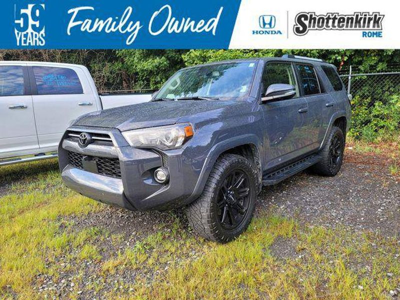 2024 Toyota 4runner — a typically priced live listing