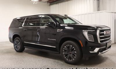2025 GMC Yukon XL Elevation