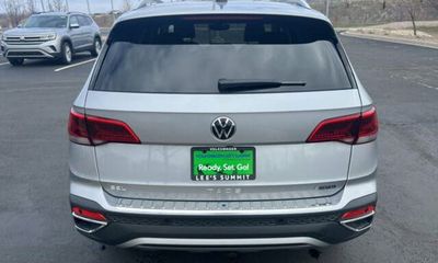 2023 Volkswagen Taos 4Motion SEL