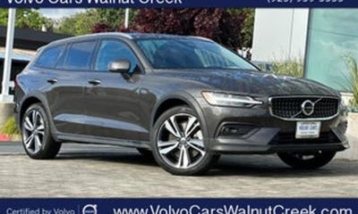 2026 Volvo V60CC Plus
