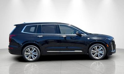 2025 Cadillac XT6 Premium Luxury Platinum