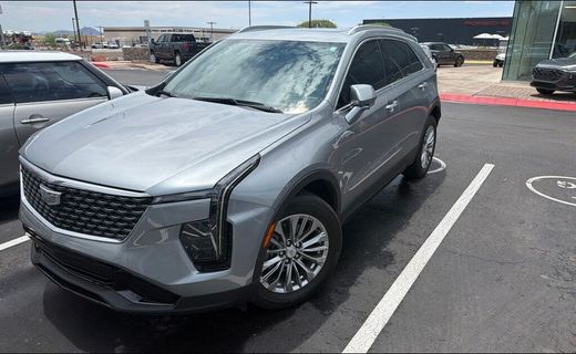 2024 Cadillac XT4 Premium Luxury
