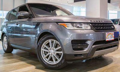 2017 Land Rover Range Sport SE