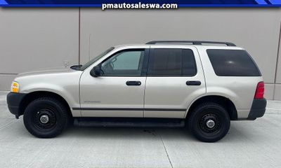 2004 Ford Explorer XLS