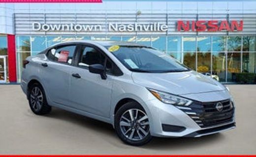 2024 Nissan Versa SR