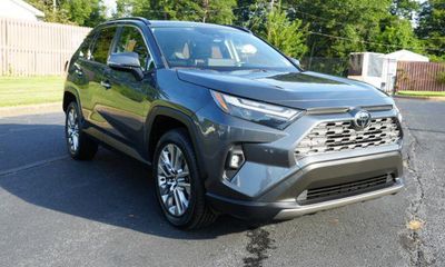 2023 Toyota RAV4 Limited