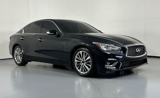 2023 Infiniti Q50 Luxe