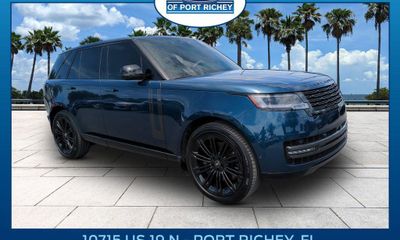 2025 Land Rover Range SE