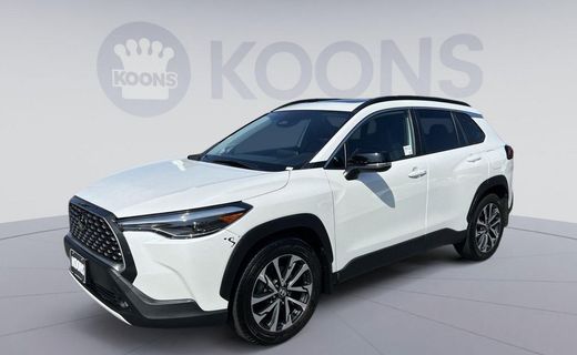 2025 Toyota Corolla Cross XLE