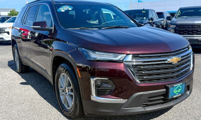 2023 Chevrolet Traverse LT