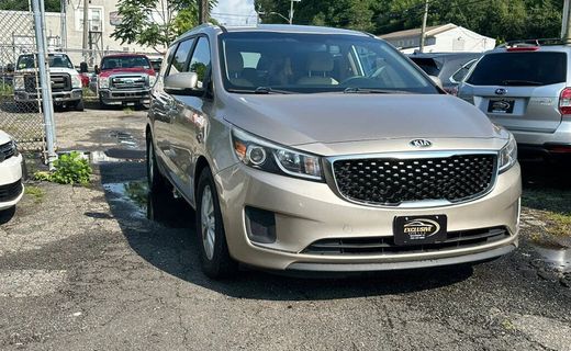 2016 Kia Sedona LX Middle LOW