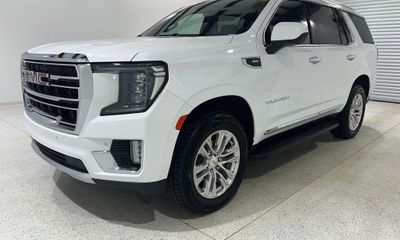 2024 GMC Yukon SLT
