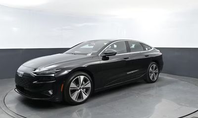 2027 Audi A6 E Tron Premium