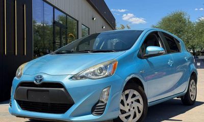 2016 Toyota Prius C ONE