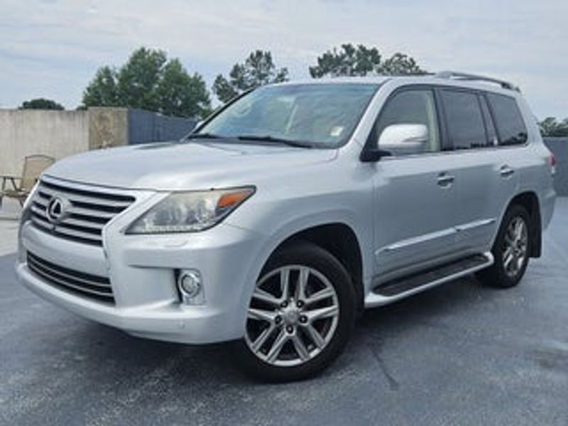 2013 Lexus LX — a typically priced live listing