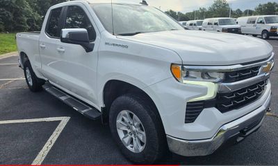 2023 Chevrolet Silverado LT