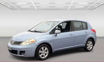 2009 Nissan Versa 18 SL