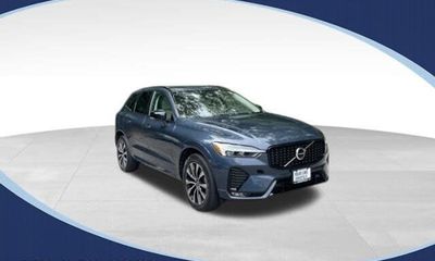 2024 Volvo XC60 Plus Dark