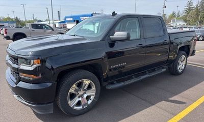 2018 Chevrolet Silverado Custom
