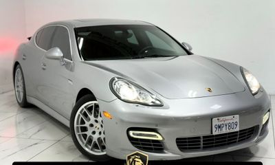 2010 Porsche Panamera Turbo