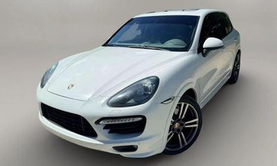 2013 Porsche Cayenne GTS