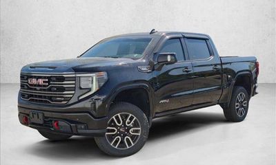 2023 GMC Sierra AT4