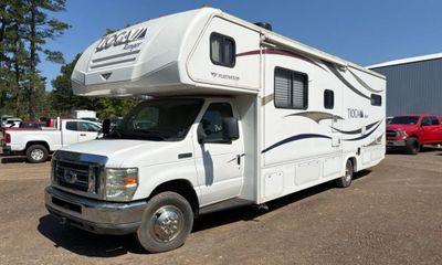 2010 Ford E-450 E450 Super Duty