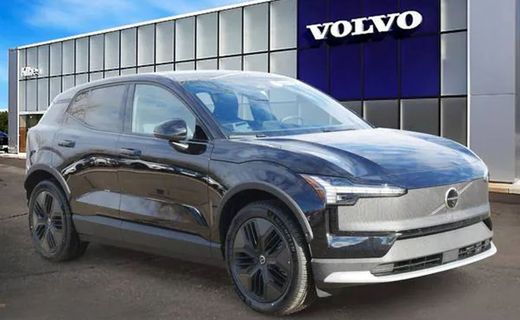 2026 Volvo EX30 CC Ultra