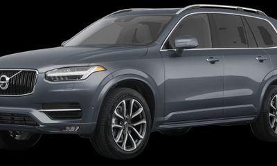 2019 Volvo XC90 Momentum