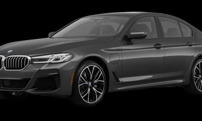 2023 BMW 530e 530XE