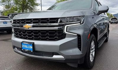 2024 Chevrolet Suburban LS