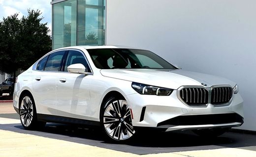 2026 BMW 530I
