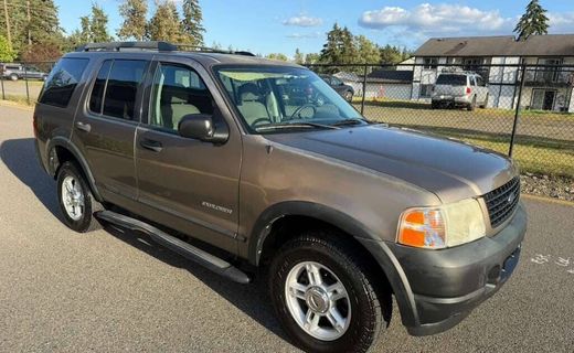 2005 Ford Explorer XLS