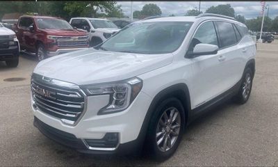 2023 GMC Terrain SLT