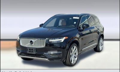 2017 Volvo XC90 Inscription
