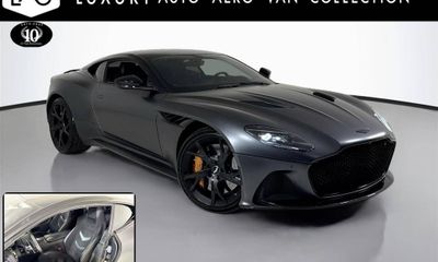 2019 Aston Martin DBS Superleggera Coupe