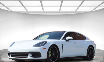2018 Porsche Panamera 4 E Hybrid