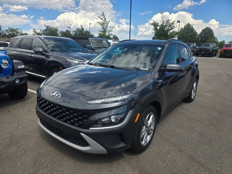 2022 Hyundai Kona — a typically priced live listing