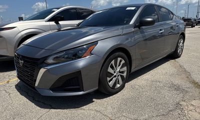 2025 Nissan Altima S