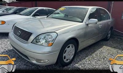 2001 Lexus LS 430
