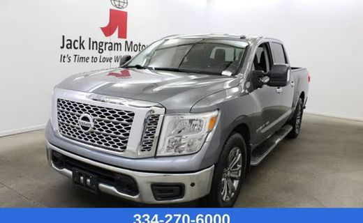2019 Nissan Titan SV