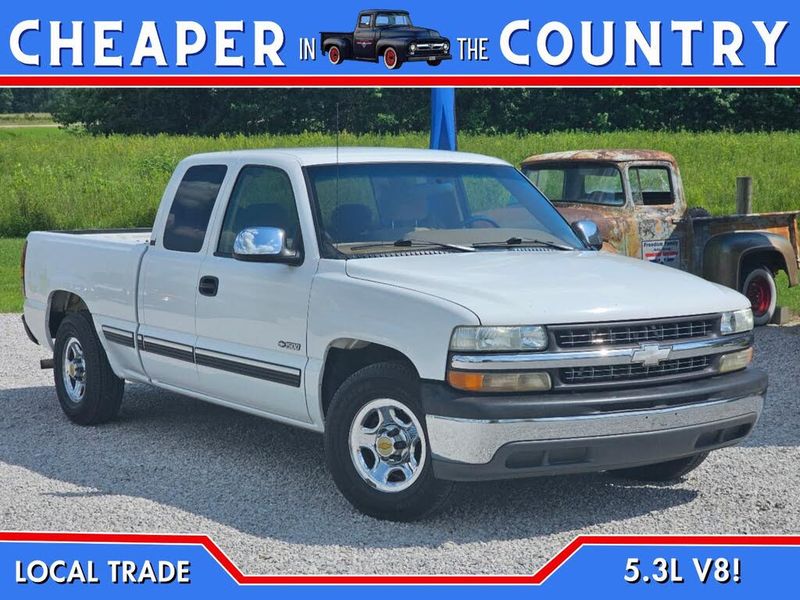 2000 Chevrolet Silverado — a typically priced live listing
