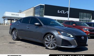 2023 Nissan Altima SL