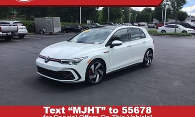 2022 Volkswagen Golf GTI SE