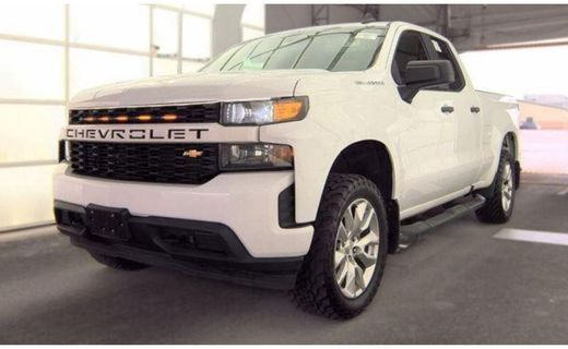 2021 Chevrolet Silverado Custom