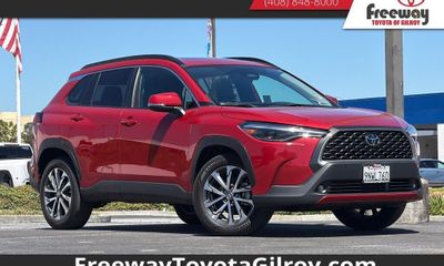 2024 Toyota Corolla Cross XLE