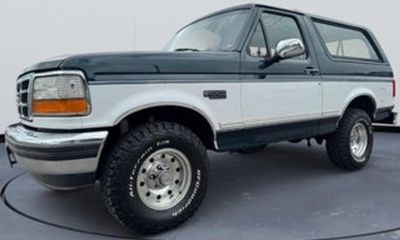 1995 Ford Bronco XL